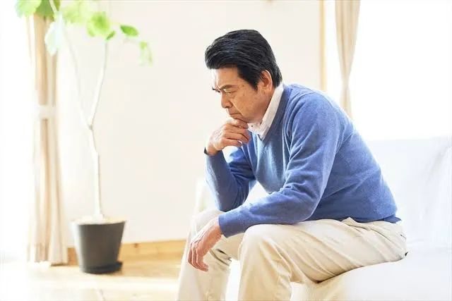 日本女人用“我爱你”骗70岁老头百万养老金，只为让自己“活下去”？！老头：我真的爱她…