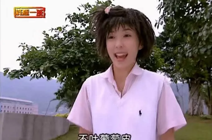 台湾知名女演员在日本被捕，只因往石头上滴油？！