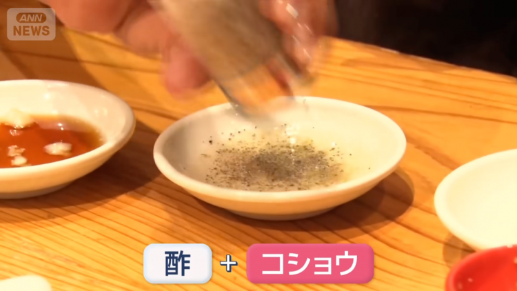日本网红店饺子再次“违背祖宗”，却让欧美游客狂流口水？网友：这都是什么鬼东西…