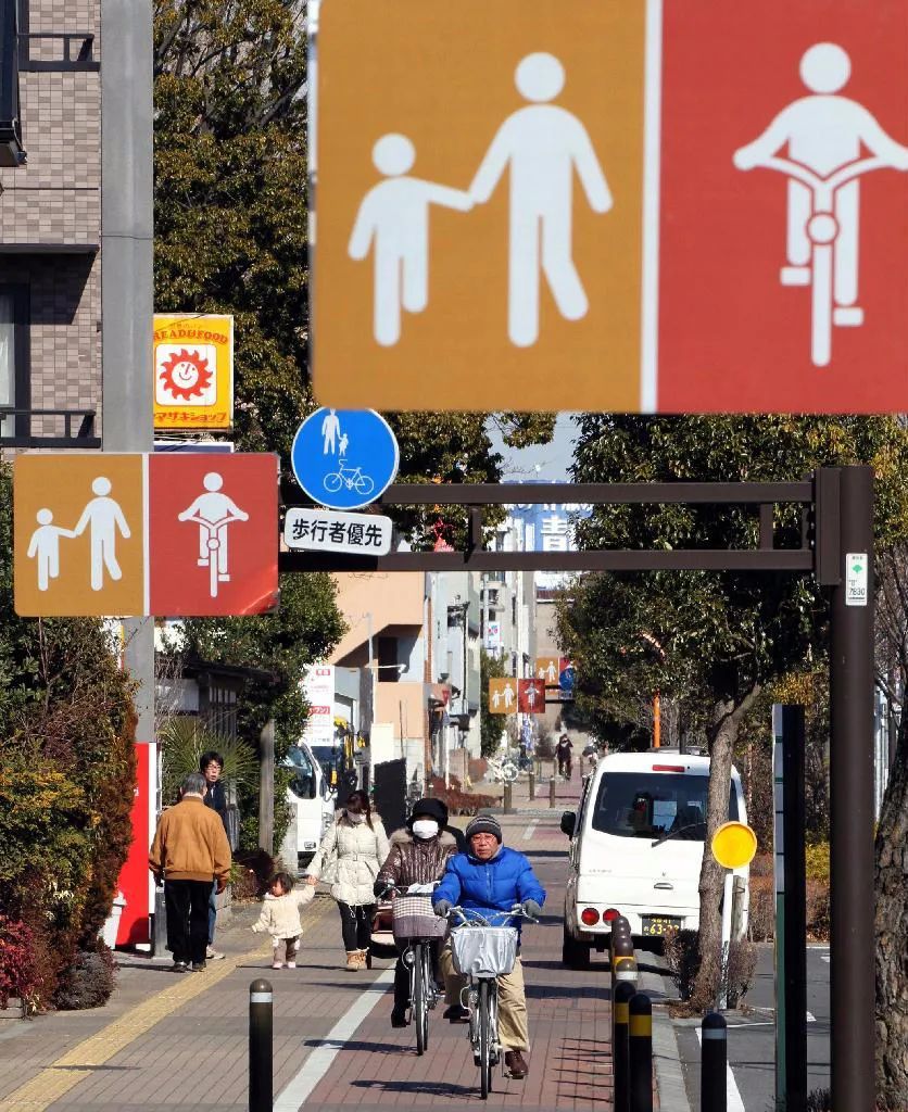 有钱的日本人为什么还骑自行车？